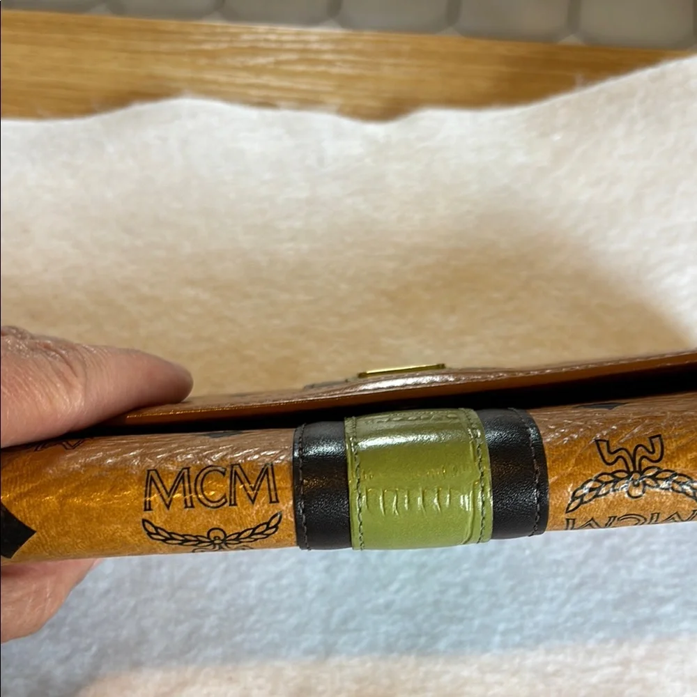 MCM limited edition Brown and Green Logo Wallet - Picture 16 of 16